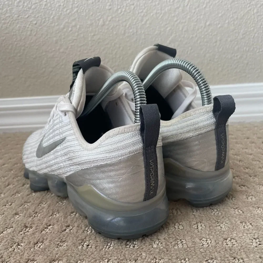 Nike Youth Air‎ Vapormax Flyknit 3 Sneakers Shoes 5.5Y White Silver BQ5238-101